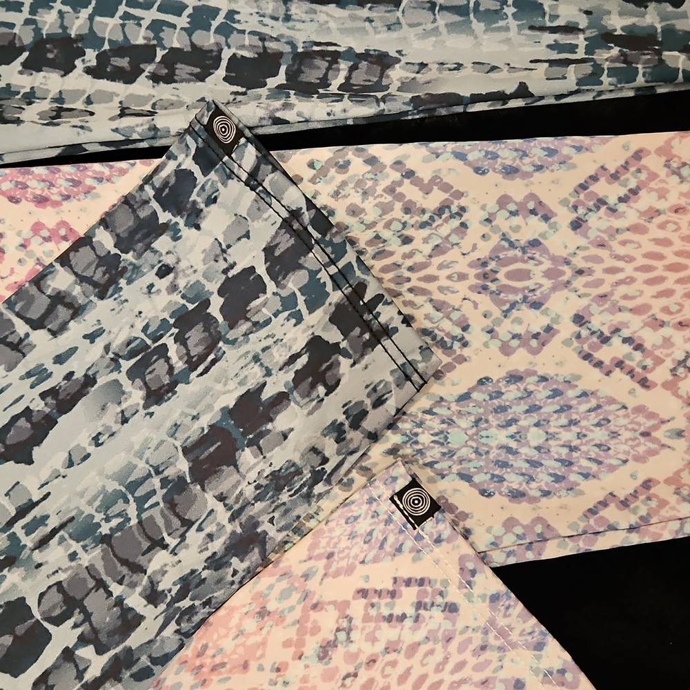 EUC Onzie Yoga Leggings 2 Pairs - Sz L - Picture 15 of 16